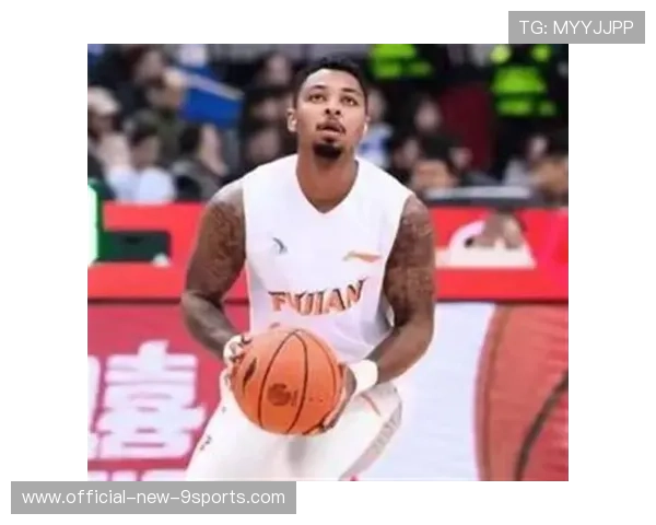 关键判罚引发巨大争议全网热议